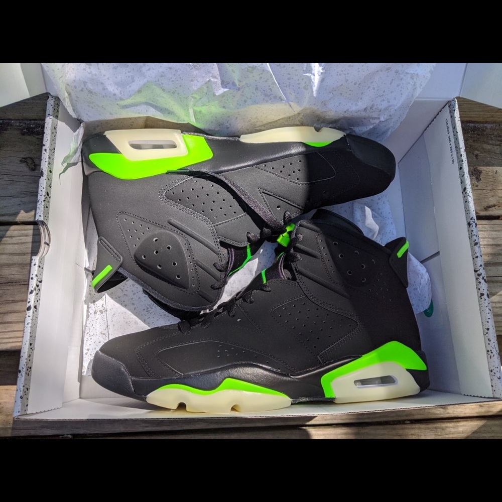 SOLD Mens Jordan 6! Electric green!